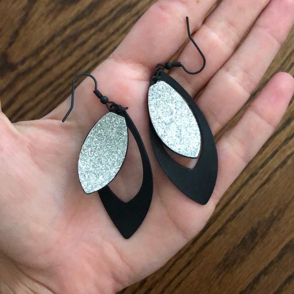 Earring set